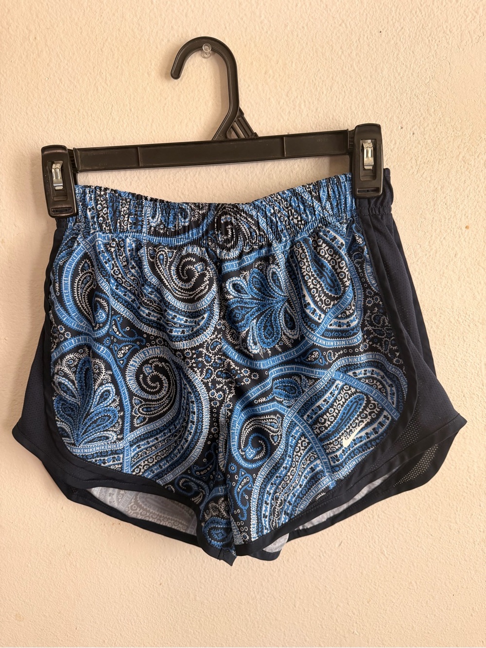 Nike Blue Paisley Athletic Shorts Size XS